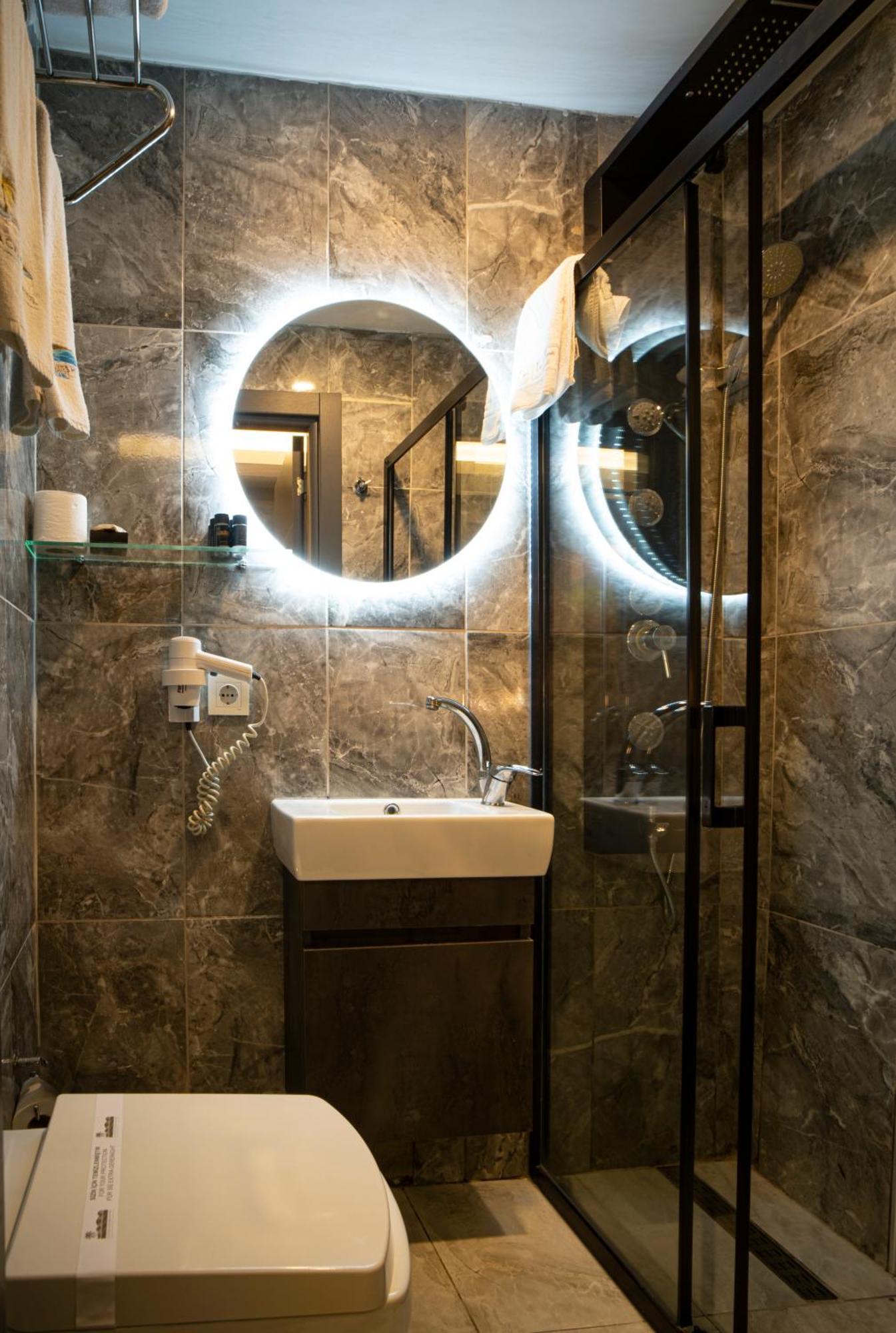 La Cielo Hotel Bostanci Istanbul Bagian luar foto